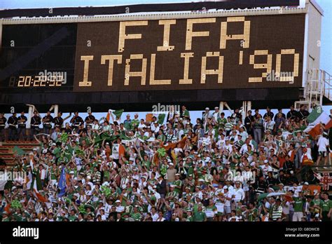 Signage Crowd Fans Supporters Rep Eire Italia9025th Italia9025th Hi Res