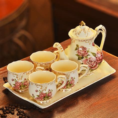 2017 Europe Style Exquisite Ivory Porcelain Coffee Cup Pot Tray Tea Set