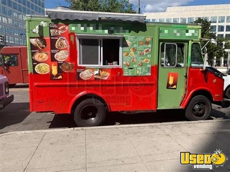 Well Maintained Chevrolet P30 Food Truck Used Mobile Kitchen For