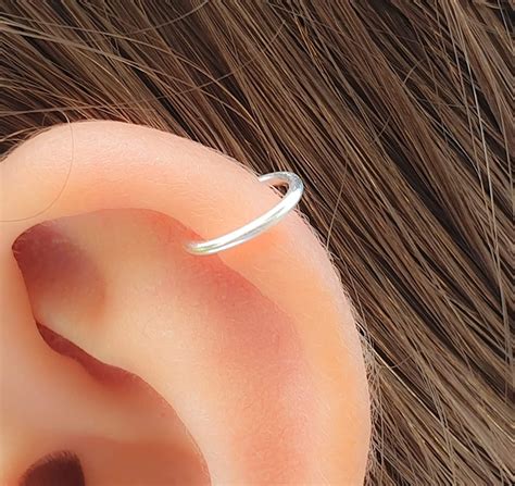 Snug Silver Cartilage Hoop Earring Jolliz