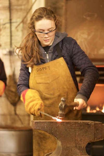 How To Become A Full-Time Professional Blacksmith ...