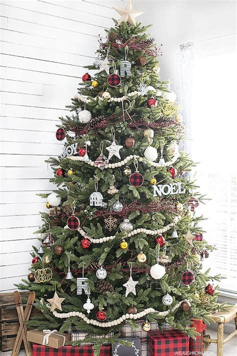 Brilliant Christmas Garland Decorating Ideas Home To Z Christmas Tree