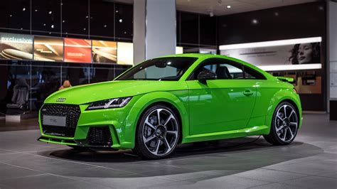2017 Audi Tt Rs In Lime Green Looks Like A Tiny Exotic Car Autoevolution