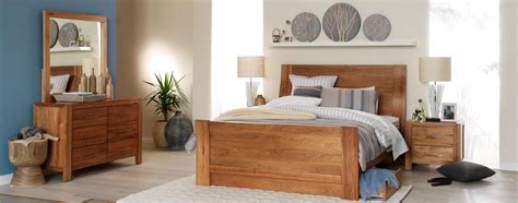 Scope Light Wood Grain Bedroom Furniture Suite With Neutral And White