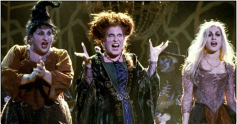 This ‘hocus Pocus Walking Tour Will Give You The Most 90s Halloween Ever