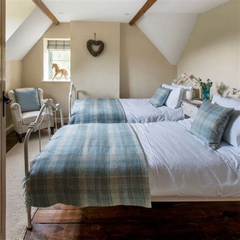 Look Inside This Cosy Cotswold Cottage Cottage Interiors Country