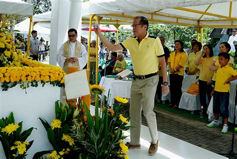 They are treated as two of the heroes of democracy in the country. Aquino family marks Ninoy's 31st death anniversary | GMA ...