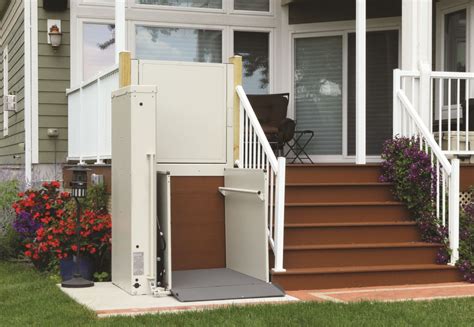 Bruno 3100 Outdoor Vertical Platform Lift In South Carolina Lifeway