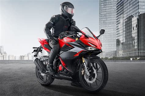 Honda is the brand of japan. 2021 Honda CBR150R Gets Updated Design And Additional Features