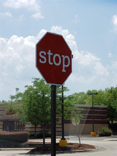 Lowercase Stop Sign Mildlyinteresting