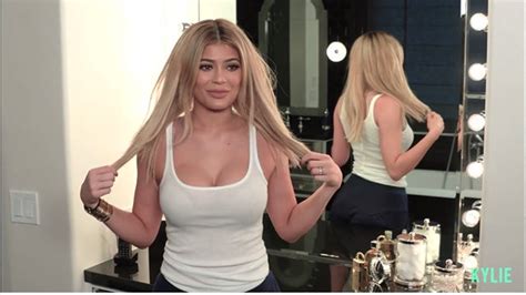 Kylie Jenner Denies Breast Implant Surgery Reveals Her Secret To Ample Cleavage Entertainment
