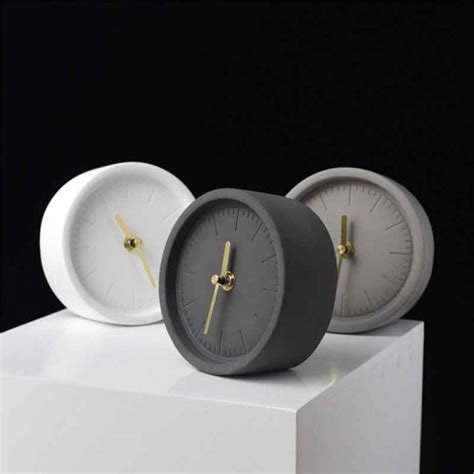 Clomin Ac52 Stylish Minimal Round Table Clock Northerncult