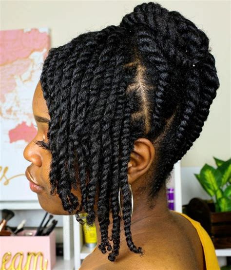 60 Easy And Showy Protective Hairstyles For Natural Hair To Try Asap