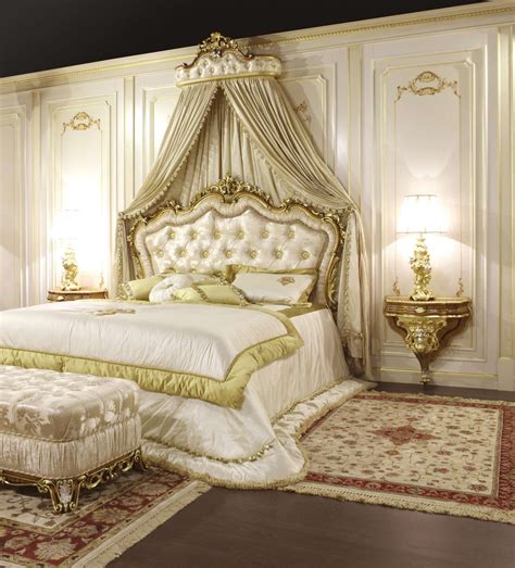 Baroque classic bedroom art. 2013 | Vimercati Classic Furniture | Classic bedroom, Classic 