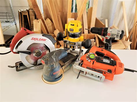 5 Essential tools for beginning woodworkers - Jack + Bax