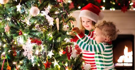 Children Around The Christmas Tree Style Of The City Magazine