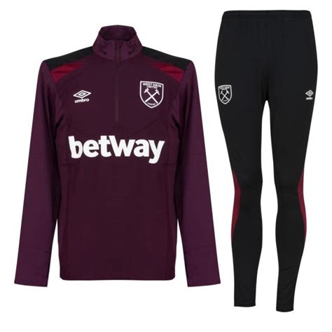 West ham are in the race to sign liverpool striker divock origi this summer, according to journalist alex crook. West Ham United trainingspak 2017-2018 - Voetbalshirts.com