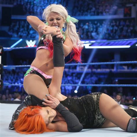 Wwe Tlc 2016 3 Reasons Alexa Bliss Should Defeat Becky Lynch Page 3