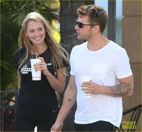 Photo Ryan Phillippe Paulina Slagter Coldplay Lunch 07 Photo 2657957