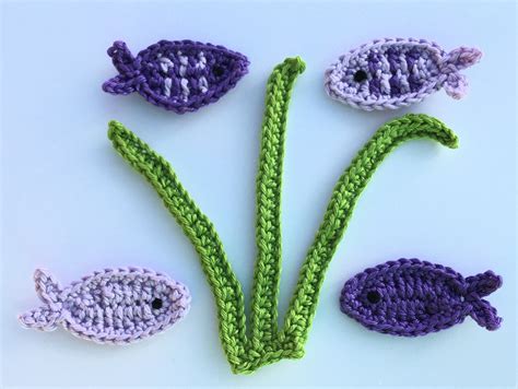 Crochet Sea Life Crochet Applique 4 Applique Fish And Reeds Etsy