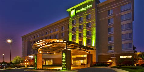 ミシガンromulusのホテル Holiday Inn Detroit Metro Airport ホテル