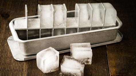 How Long Ice Cubes Take To Freeze And How To Make It Faster