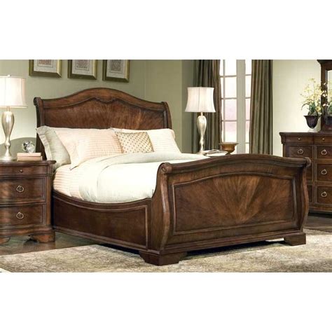 Buying furniture is a big investment. Legacy Classic Heritage Court Arched Sleigh Bed King LC ...