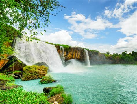 The Dray Nur Waterfall In Dak Lak Province Of Vietnam Stock Image