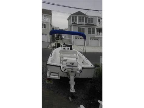 1998 Boston Whaler 17 Outrage Powerboat For Sale In New Jersey