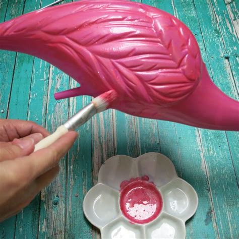 Make Flamingo Planters For Your Summer Decorating