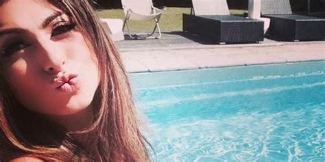 Luisa Zissman Strips To Bra For Racy Cleavage Busting Selfie After