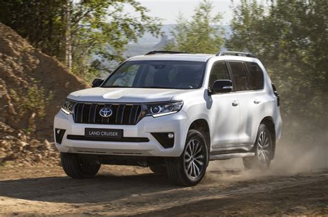 Toyota Land Cruiser Gains More Power New Technology For 2020 Autocar