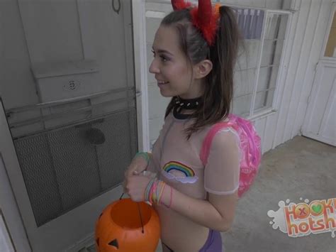 Skinny Teen Gets Fucked After Trick Or Treating Free