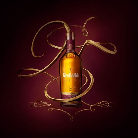 Glenfiddich 25 On Behance Glenfiddich Whisky Macallan Whiskey Bottle