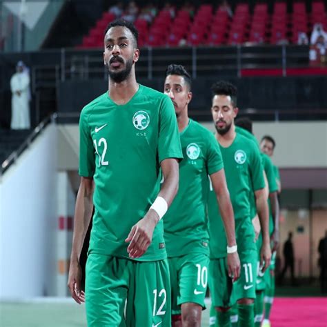 المنتخب العربي السعودي لكرة القدم هو ممثل السعودية الرسمي في رياضة كرة القدم، تأسس المنتخب السعودي لكرة القدم عام 1956م، ويمثل المنتخب السعودي الوطني لكرة القدم رسميًا السعودية في كرة القدم الدولية للرجال منذ مباراته الأولى ضد المنتخب اللبناني في 18. غياب الروح واختيارات رينارد سبب تعادل منتخب السعودية ...