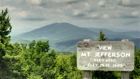 Mt Jefferson Overlook On The Blue Ridge Parkway In North Carolina