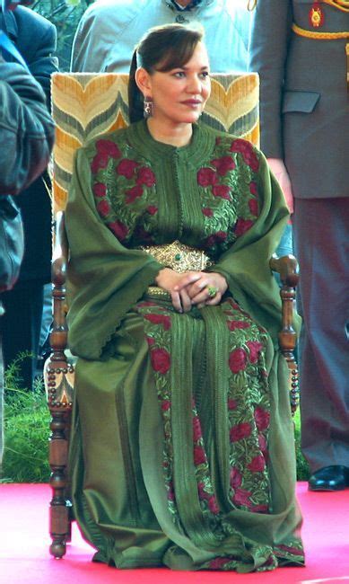 Lalla latifa, mariée, maman de quatre enfants, professeur, praticienne de reiki 2ème degré et passionnée de cuisine. Princess Lalla Hasna of Morocco Lalla Latifa's daughter ...