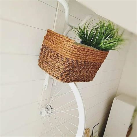 Lakukan riset tentang gaya interior dan putuskan mana yang kamu pilih. Tukar Tema Farmhouse, Wanita Ini DIY Sendiri Deko Ruang ...
