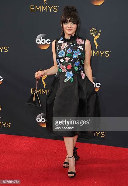 Maisie Williams Emmy Photos And Premium High Res Pictures Getty Images