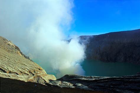 Bromo Ijen Tour 4 Days IJEN CRATER IJEN BLUE FIRE IJEN TOUR