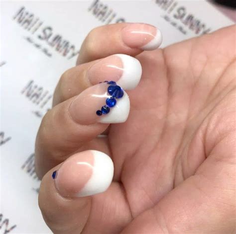 The Most Ridiculous Manicures That Will Make You Laugh Bemethis Short