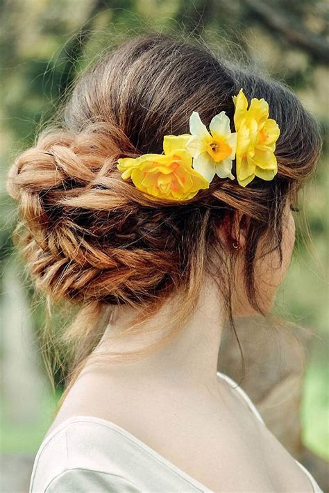 30 Unforgettable Wedding Hairstyles With Flowers Bruiloft Haar