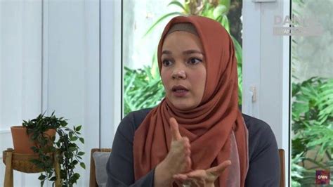 Dewi Sandra Ungkap Alasan Dulu Mau Menikah Dengan Glenn Fredly Berawal
