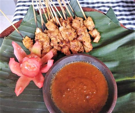 Experience Traditional Balinese Food And Cooking Class With Putu In