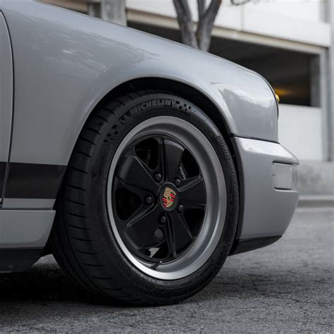 Fuchs Wheels 17×7 Inch Black For Porsche 964 Carrera Silver Metallic