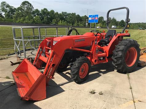 Lot 2010 Kubota L4400 Tractor With La4703 Loader And Woods M5 Brush