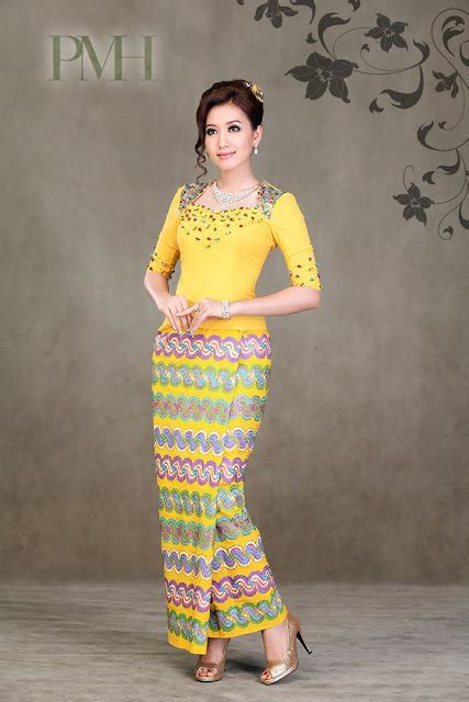 Yu Thandar Tin With Myanmar Traditional Dress Myanmartopmodels