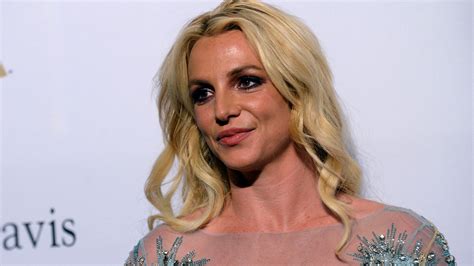 Britney Spears Smirks At Camera In New Topless Photo Amid Conservatorship Battle Access