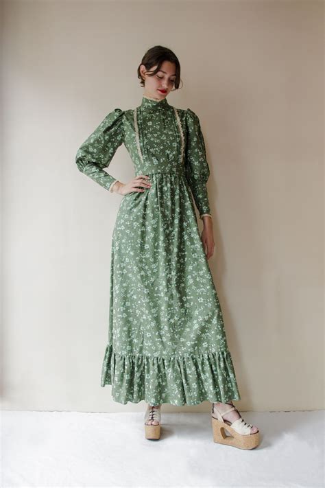 Vintage 1970s Green Prairie Dress With Leg Of Mutton Sleeves Etsy