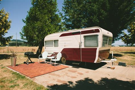 So, will erica find true love amid the chaos? This Vintage Trailer Resort in Oregon Will Take You Back ...